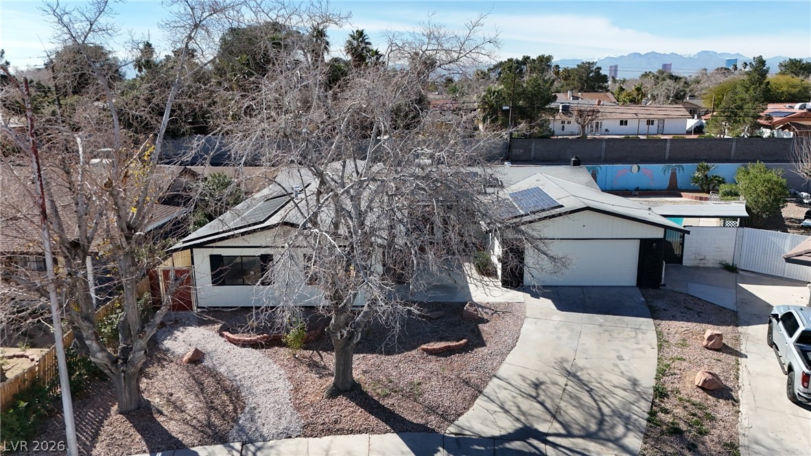 4213 Greenhill Drive