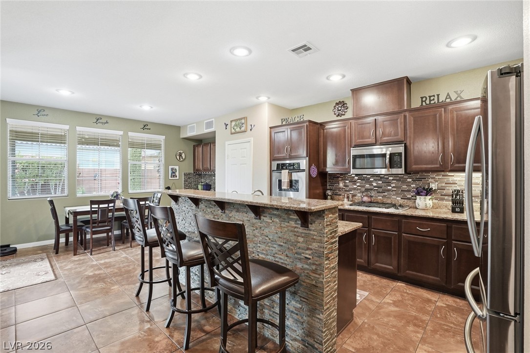 7286 Arrowrock Avenue