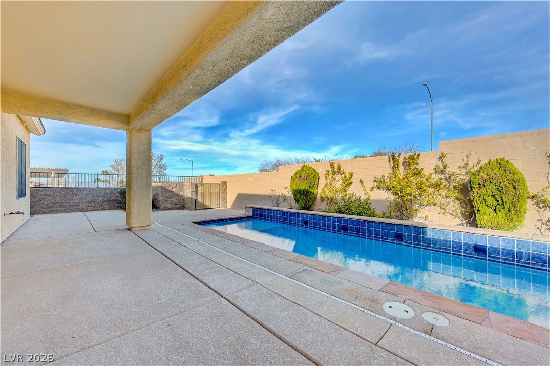 2258 Sandstone Cliffs Drive