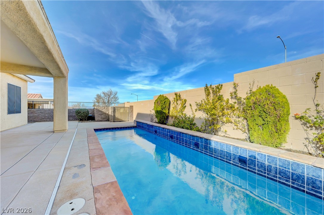 2258 Sandstone Cliffs Drive