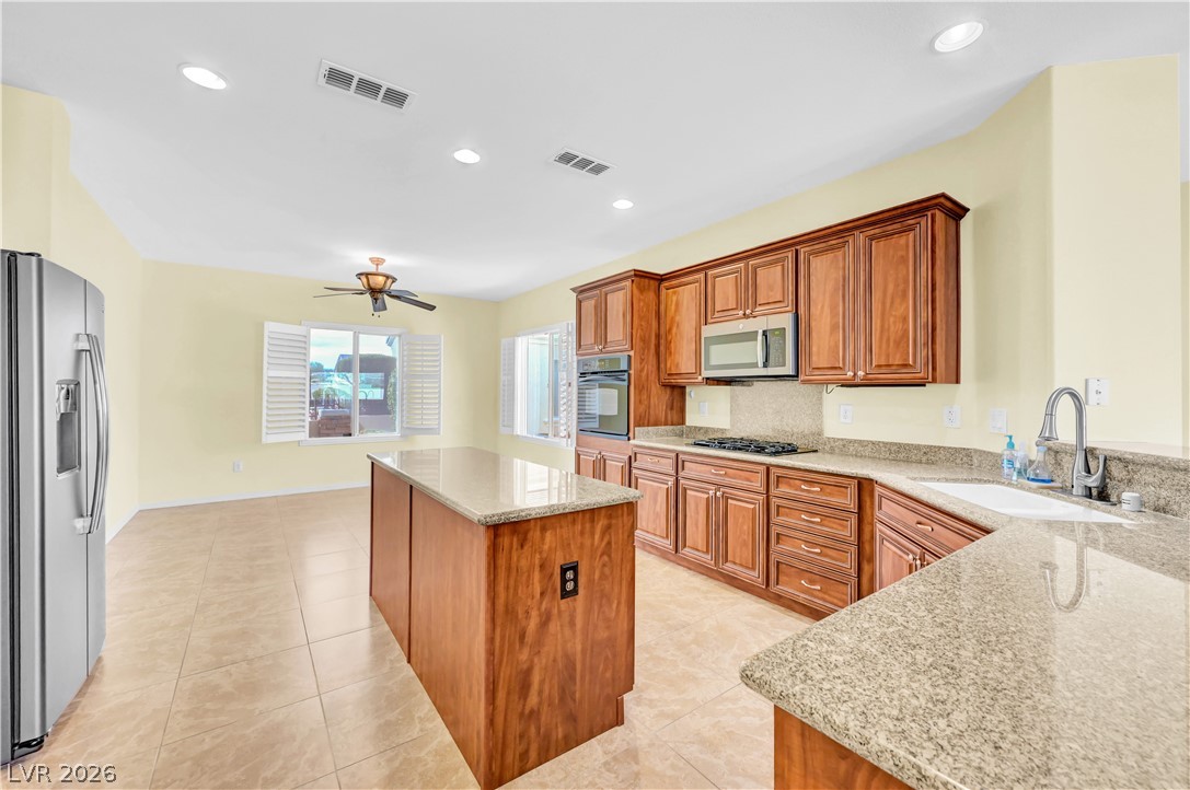 2258 Sandstone Cliffs Drive