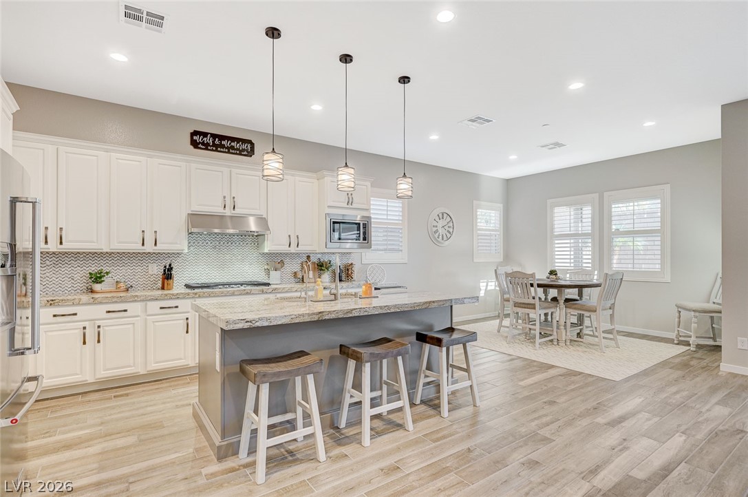 3391 Peak View Avenue