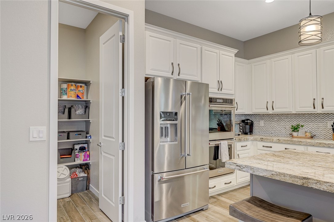 3391 Peak View Avenue