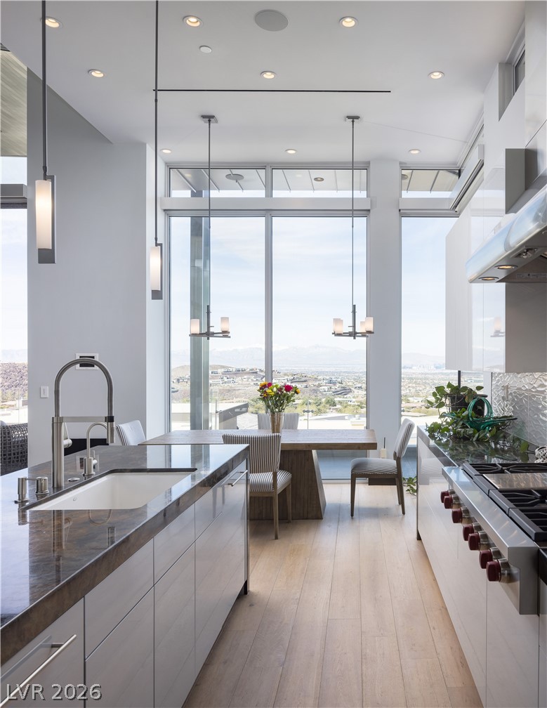 677 Tranquil Rim Court