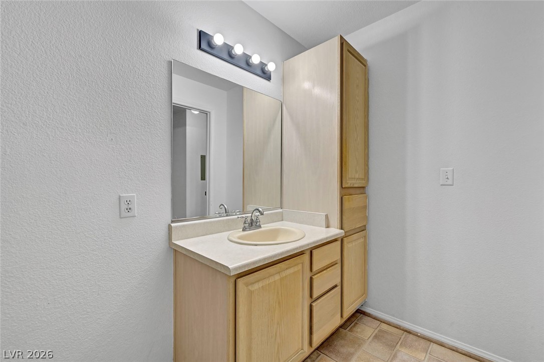 322 Sunward Drive 322