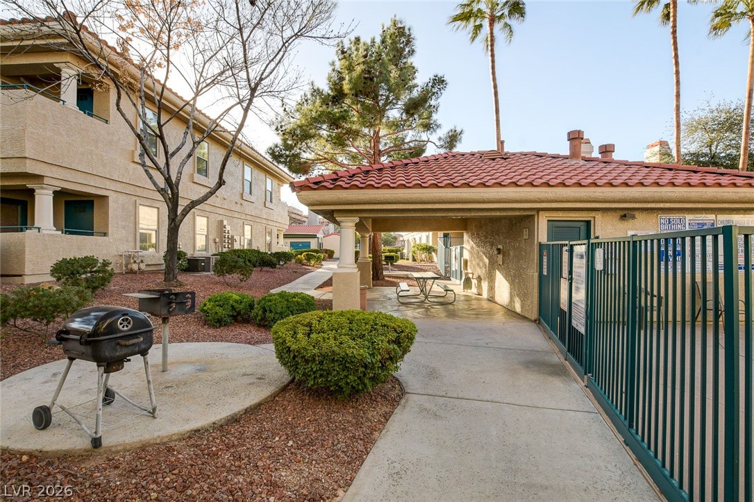 322 Sunward Drive 322