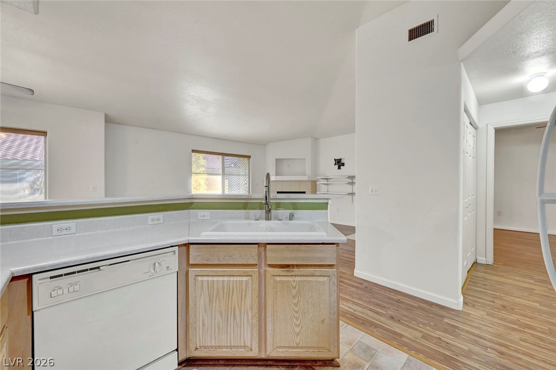 322 Sunward Drive 322