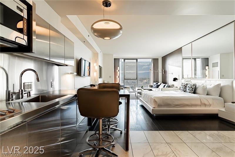 4381 West Flamingo Road 1809