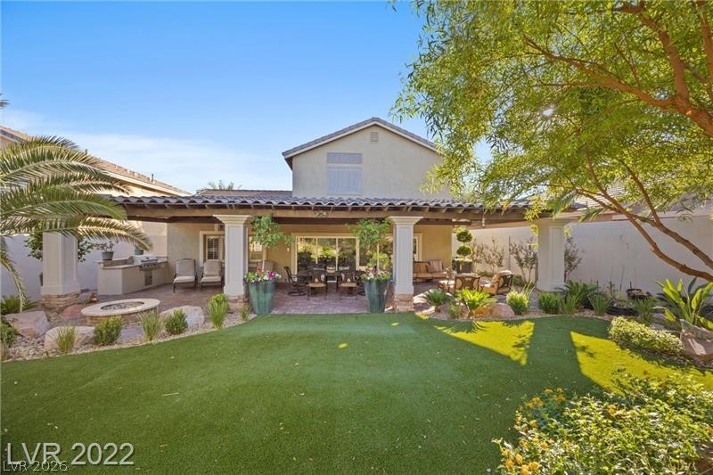 21 Woodcarver Street