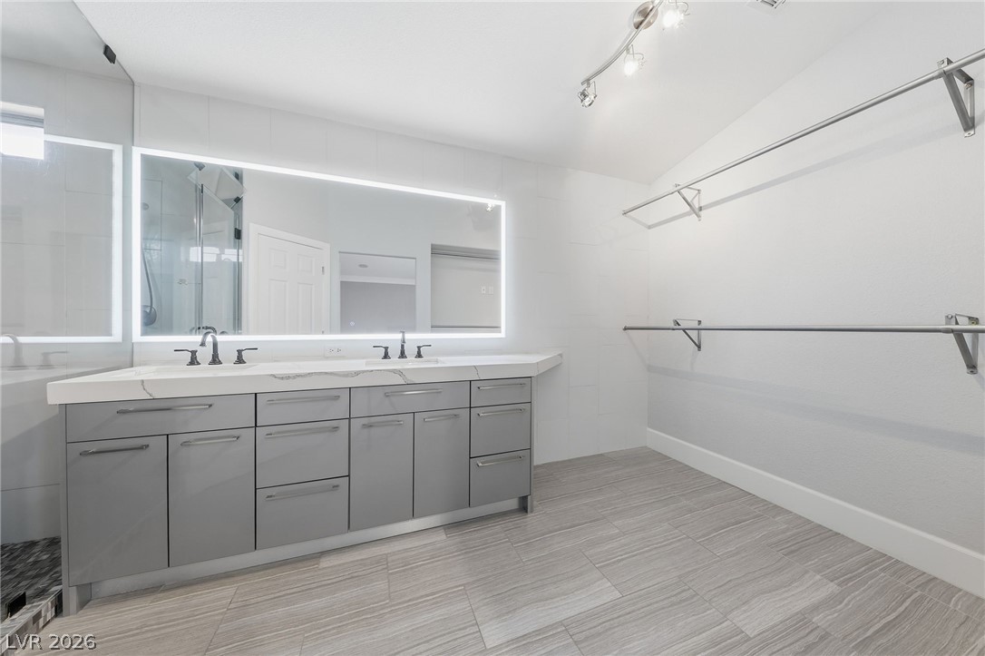 21 Woodcarver Street