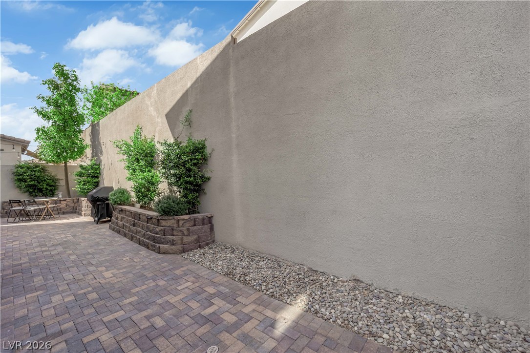 520 Front Range Lane