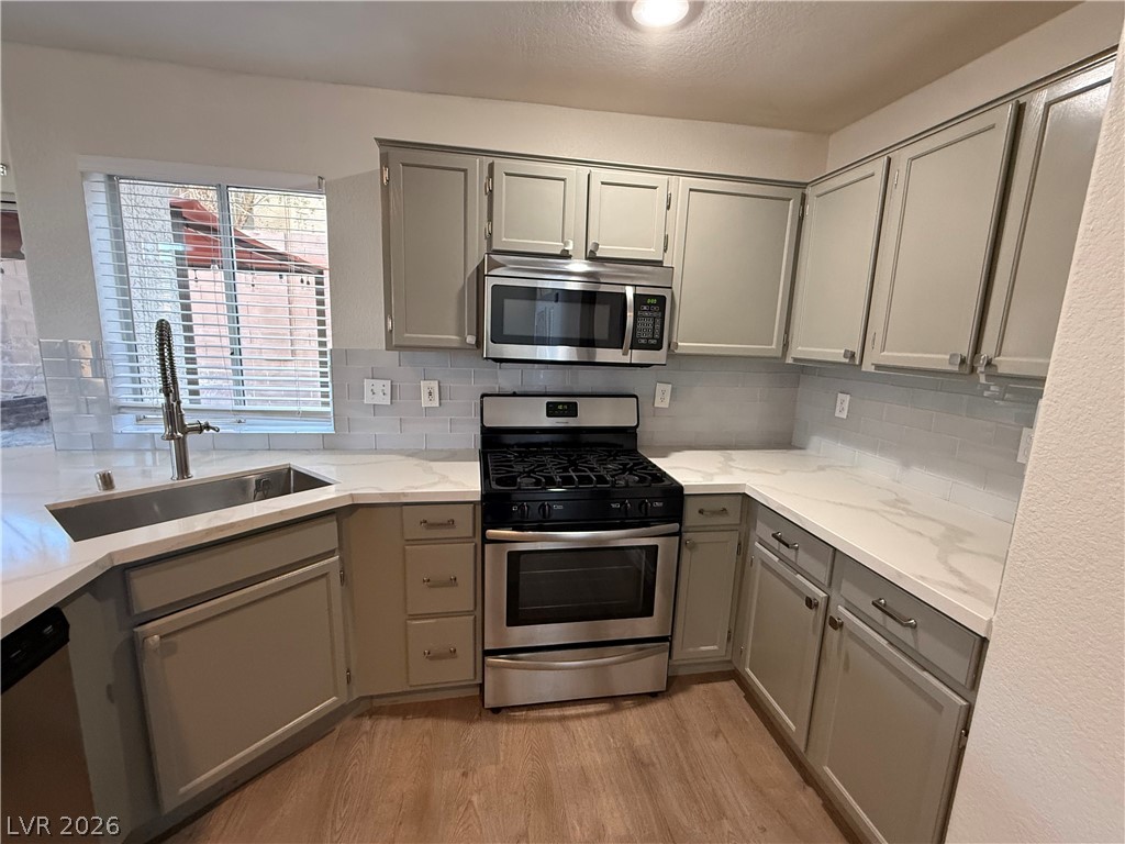 332 Palisades Drive
