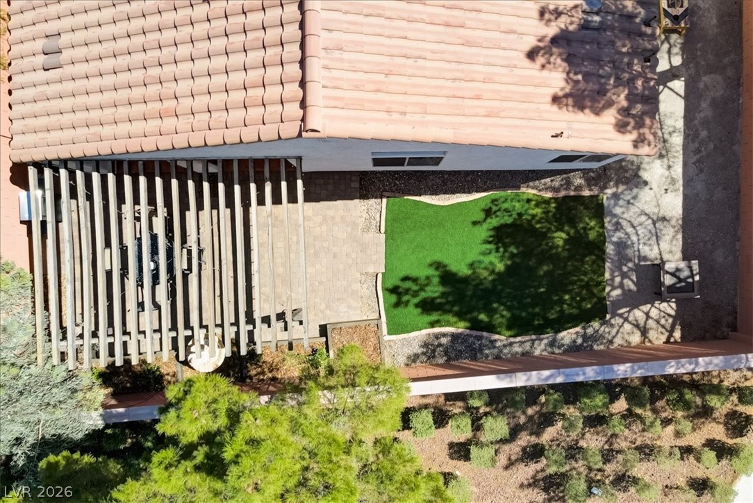 1812 Stablegate Avenue