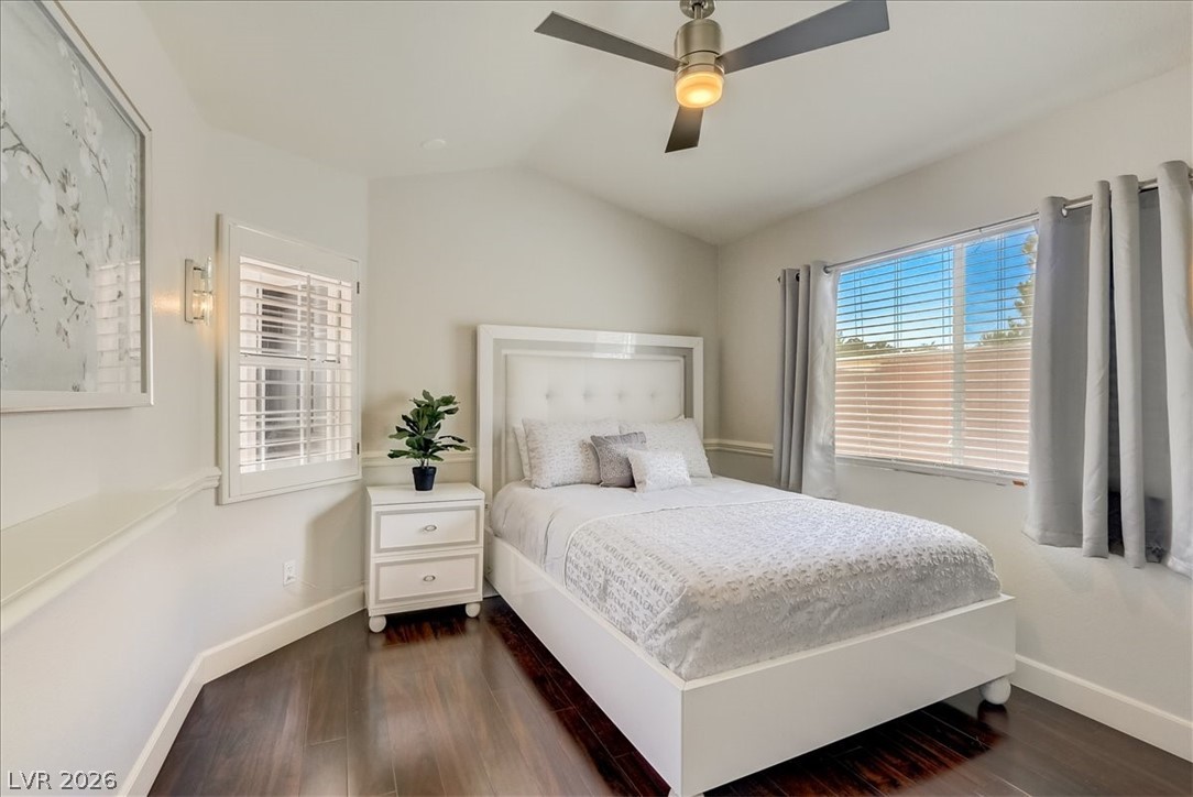 1812 Stablegate Avenue