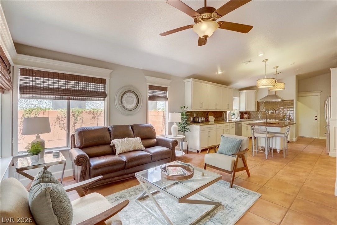 1812 Stablegate Avenue