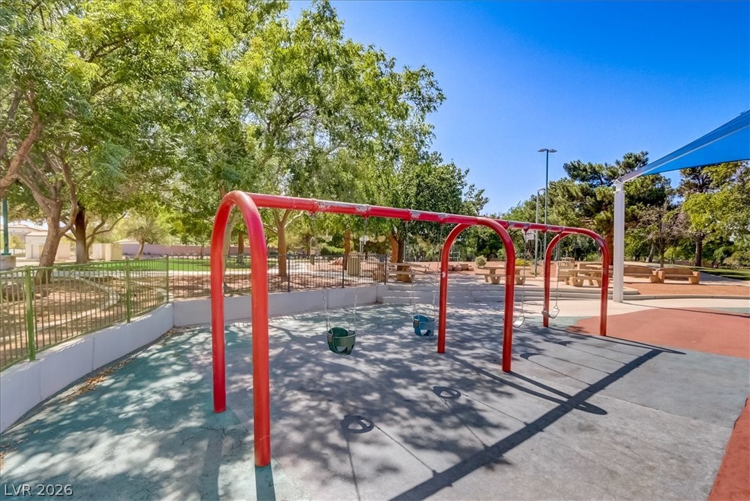 1812 Stablegate Avenue