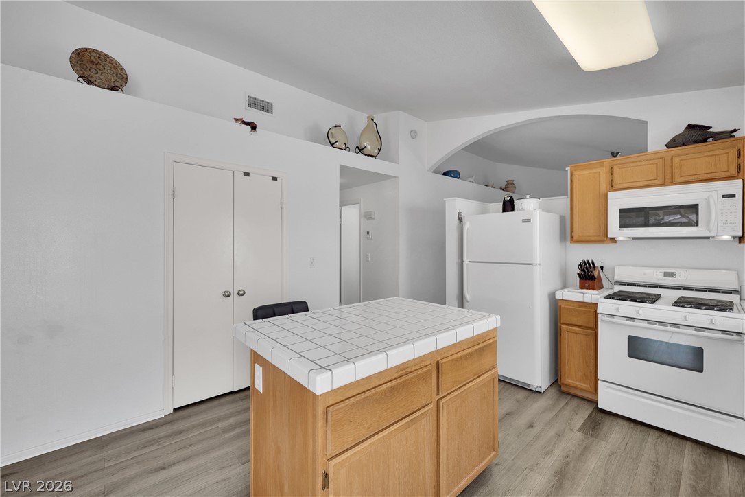 7138 Paradise Bay Drive