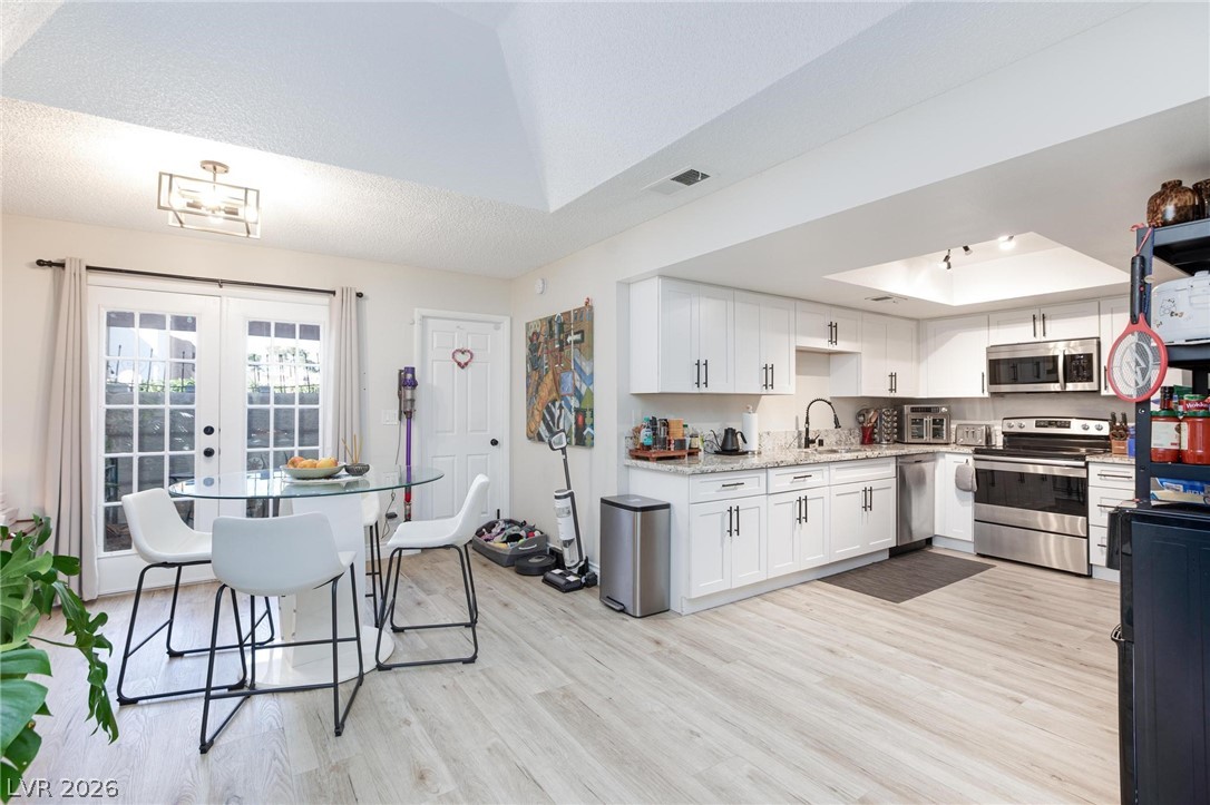 1844 Arbol Verde Way