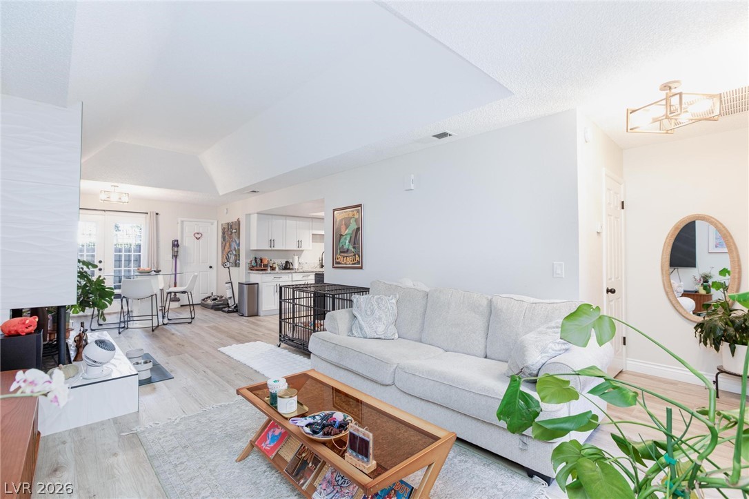 1844 Arbol Verde Way