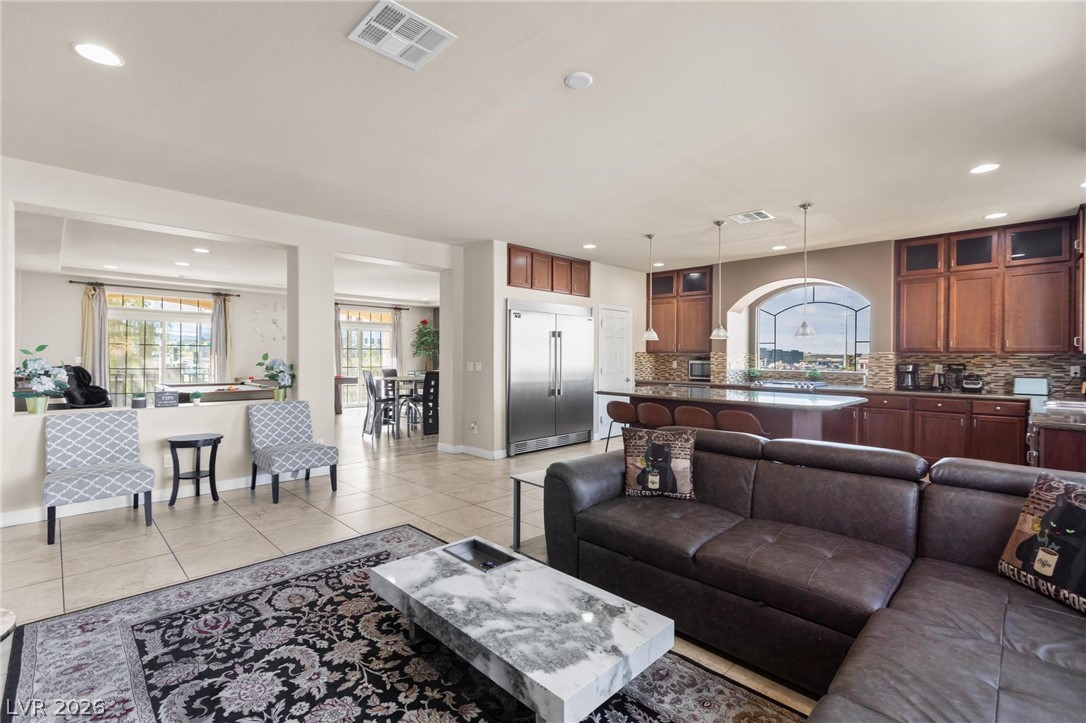 8508 Silver Coast Street