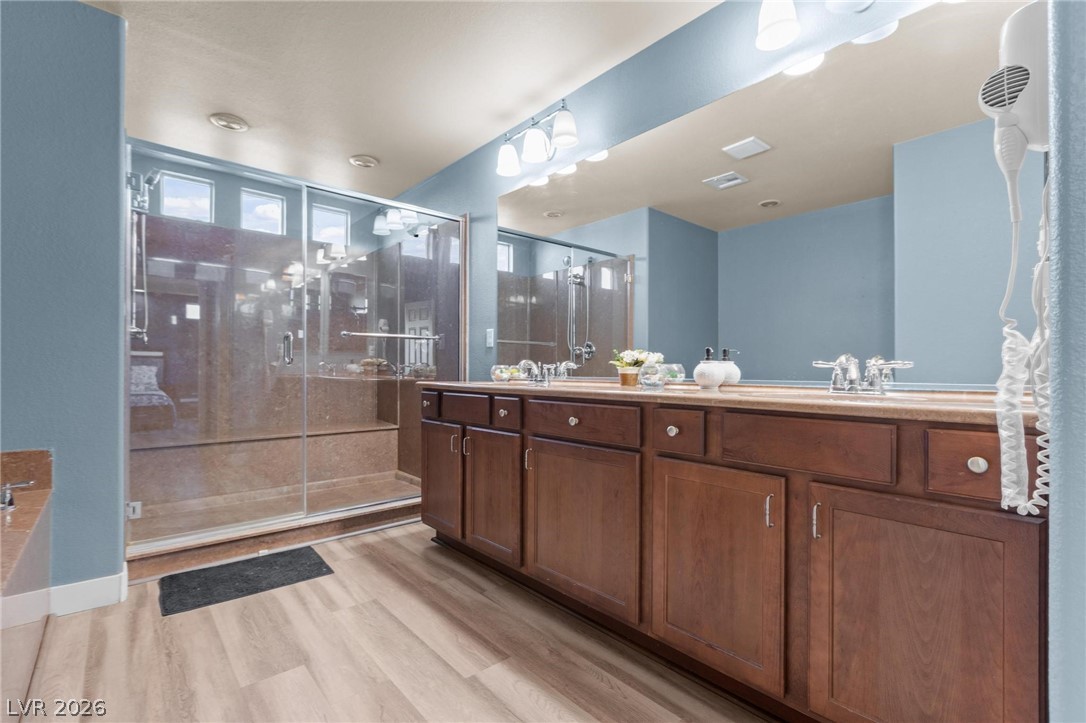 8508 Silver Coast Street