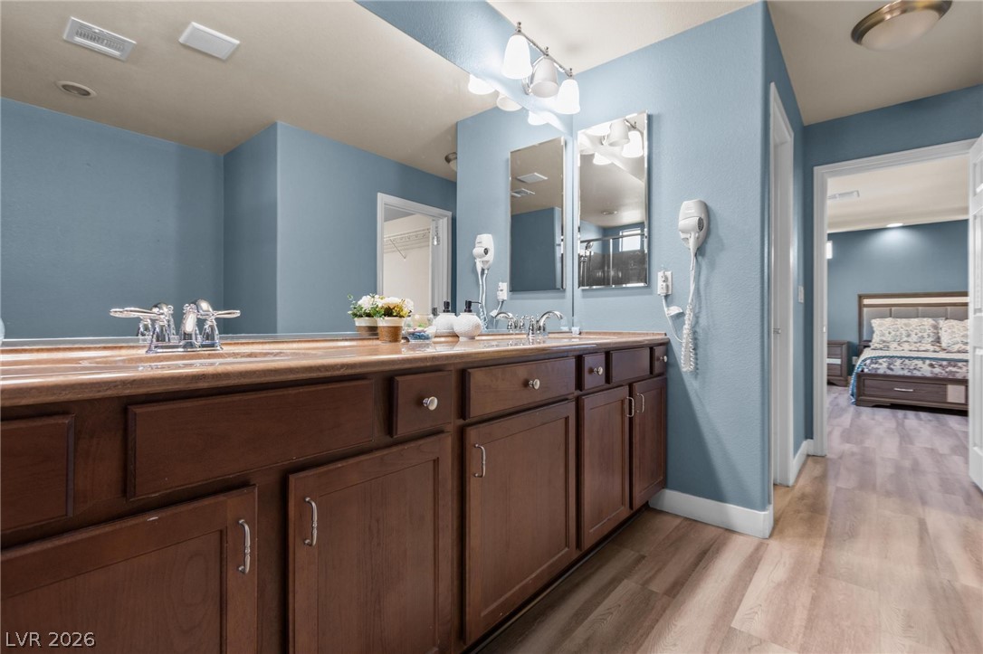 8508 Silver Coast Street