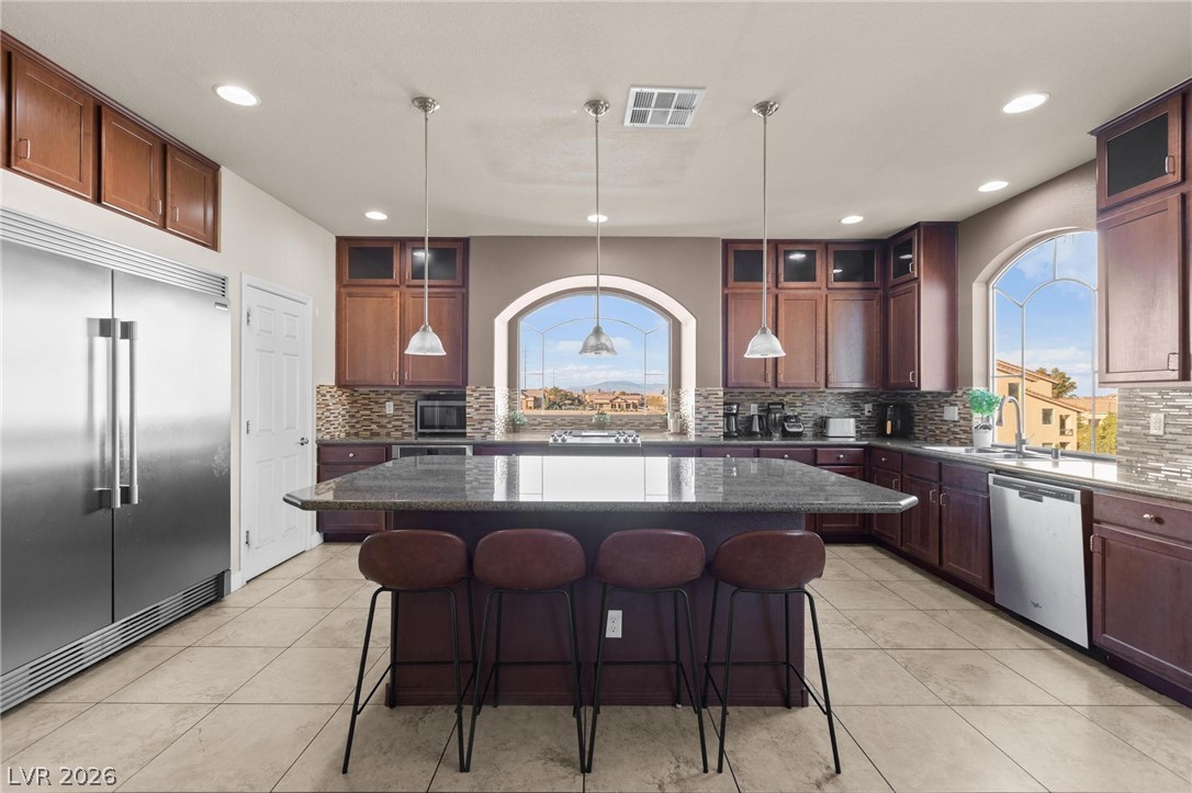 8508 Silver Coast Street