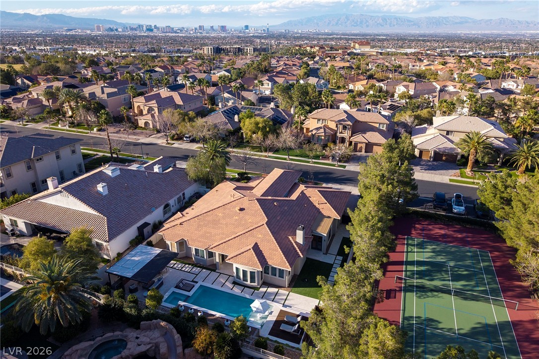 2279 Candlestick Avenue