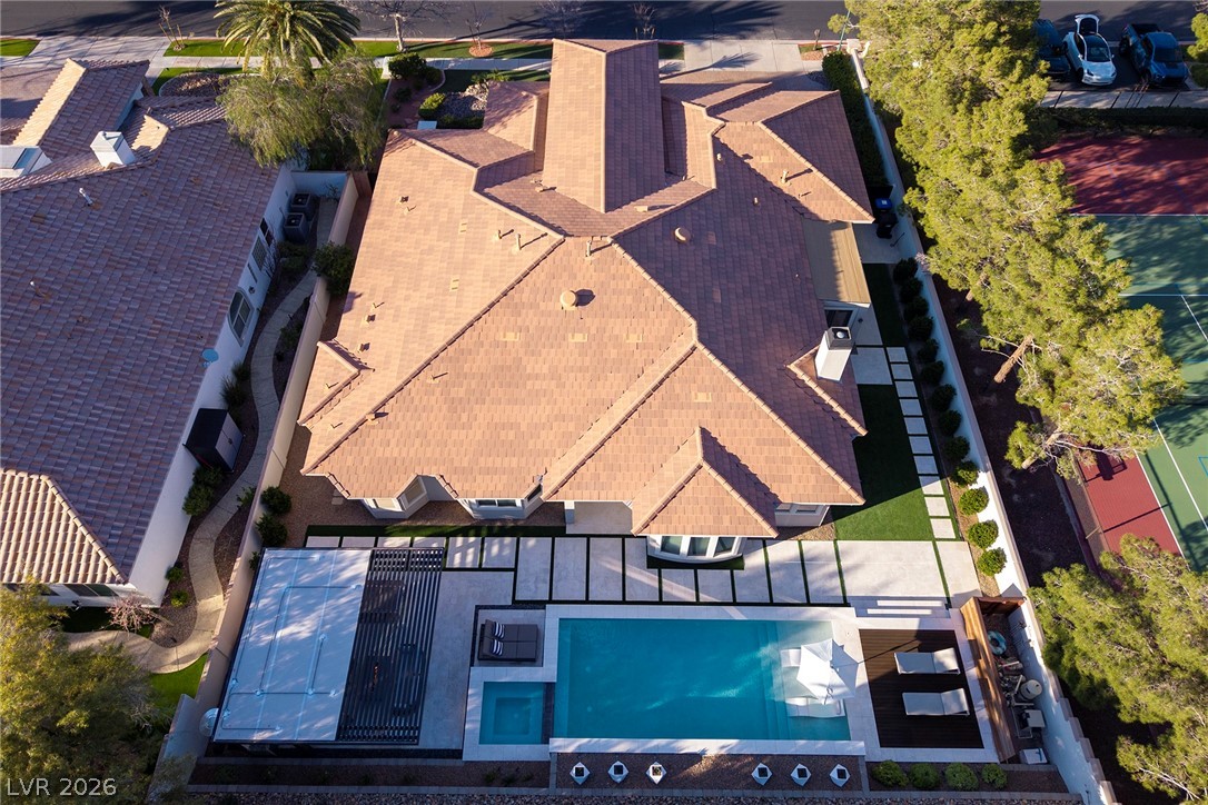 2279 Candlestick Avenue