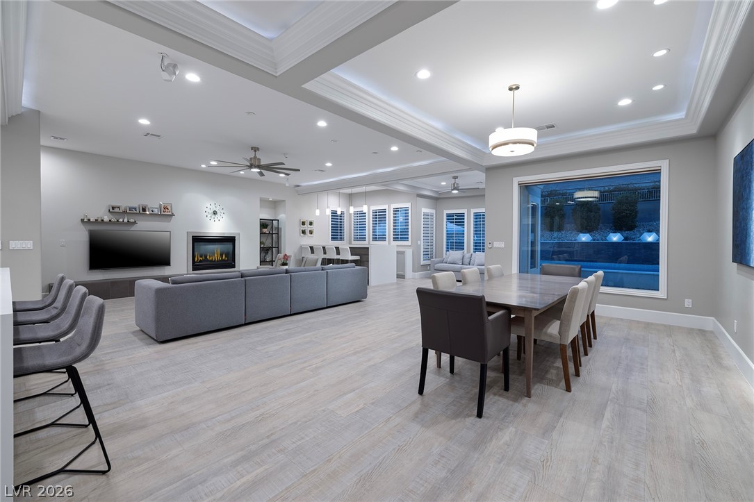 2279 Candlestick Avenue