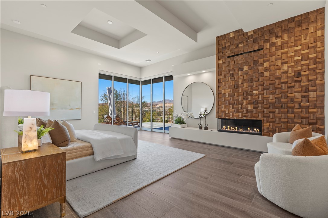 1 Costa Del Sol Court