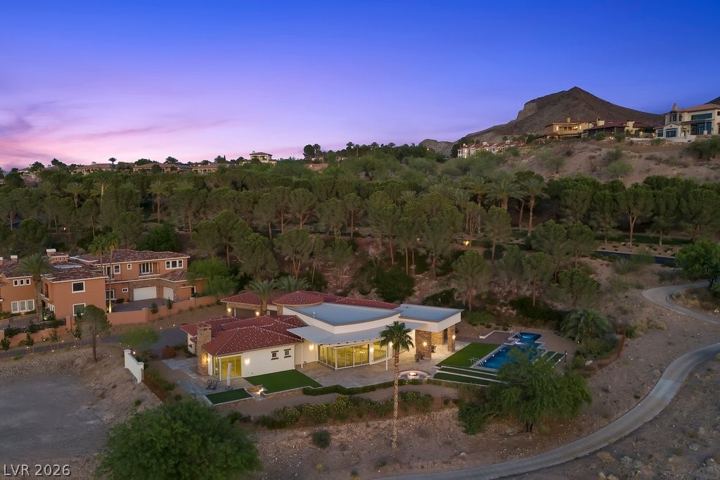 1 Costa Del Sol Court