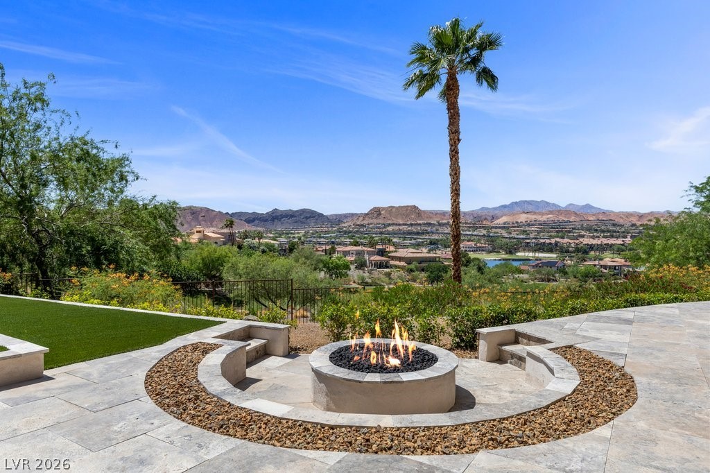 1 Costa Del Sol Court