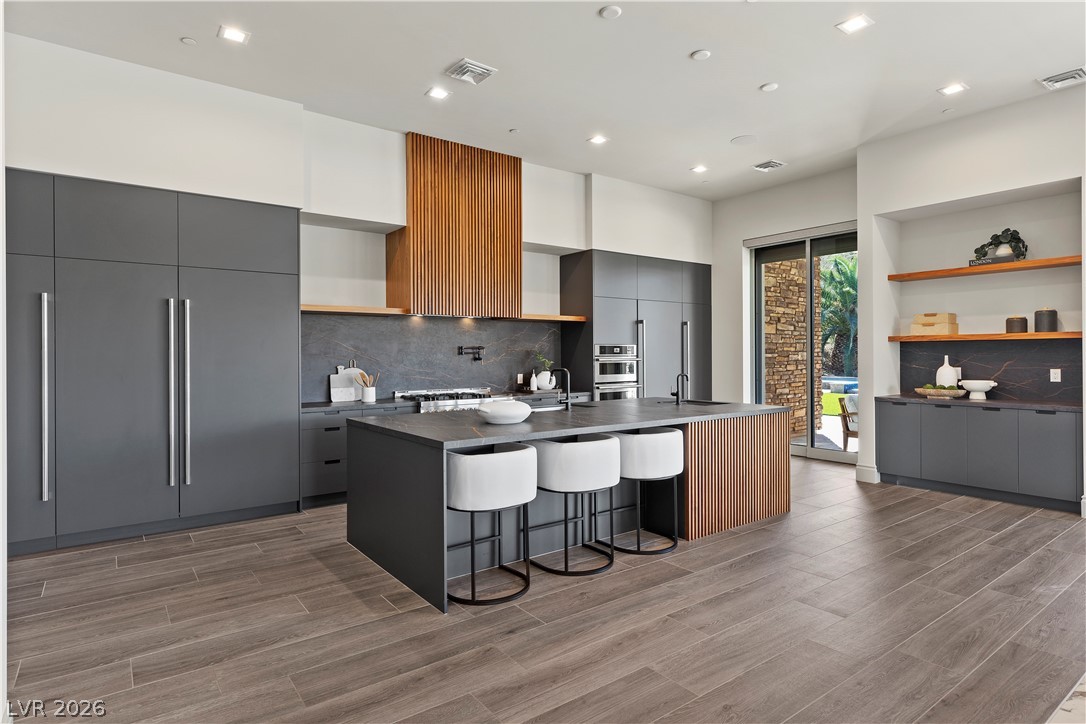 1 Costa Del Sol Court