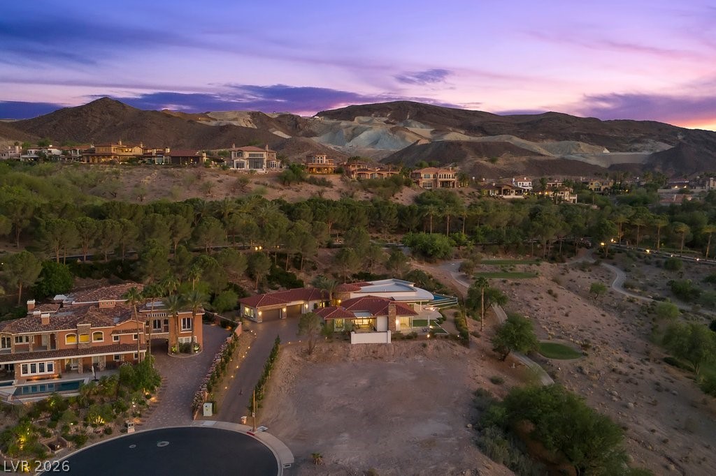 1 Costa Del Sol Court