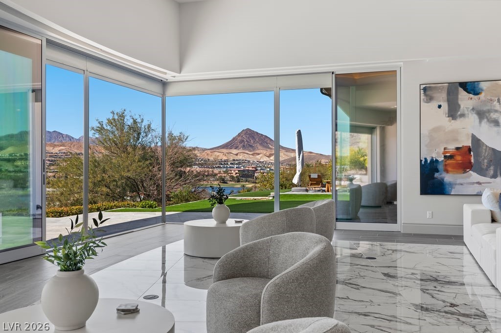 1 Costa Del Sol Court