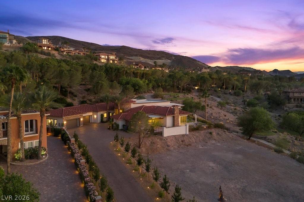 1 Costa Del Sol Court