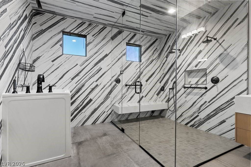 1 Costa Del Sol Court