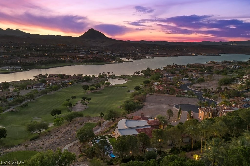 1 Costa Del Sol Court