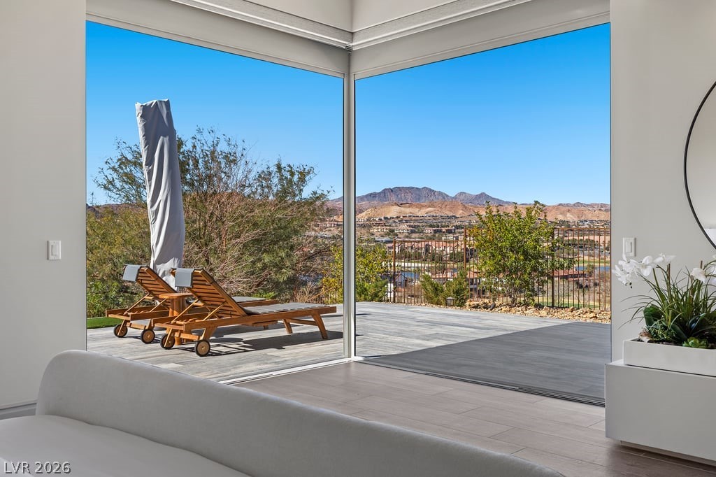 1 Costa Del Sol Court