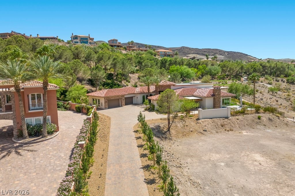 1 Costa Del Sol Court