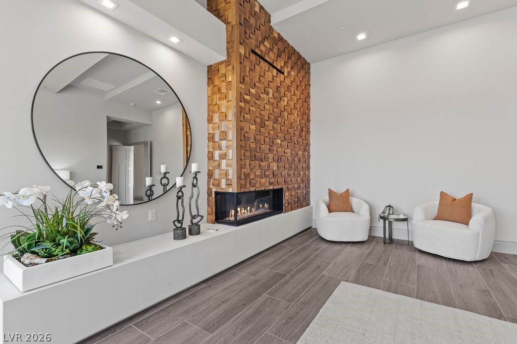 1 Costa Del Sol Court