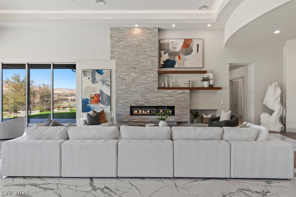 1 Costa Del Sol Court