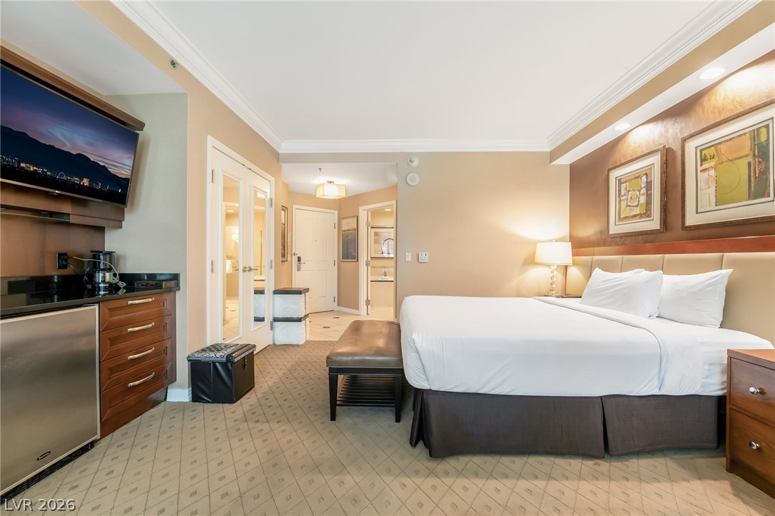 125 East Harmon Avenue 205