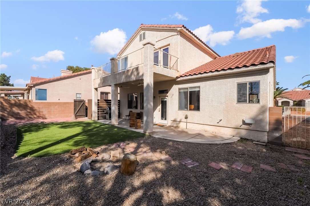 8943 Shale Valley Street