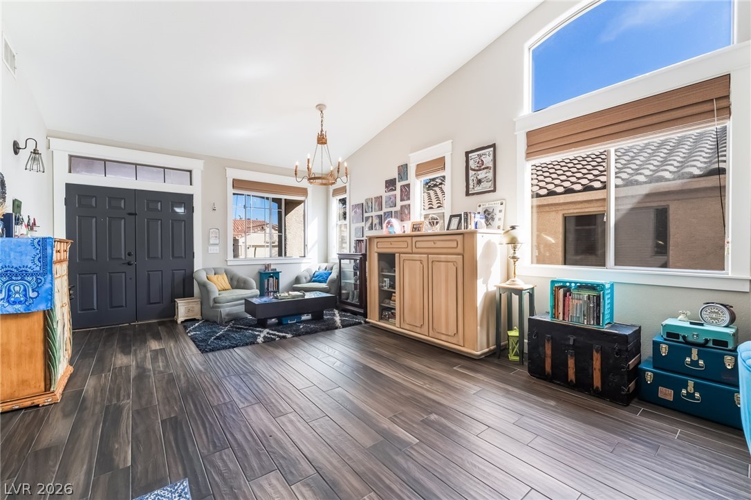 8943 Shale Valley Street