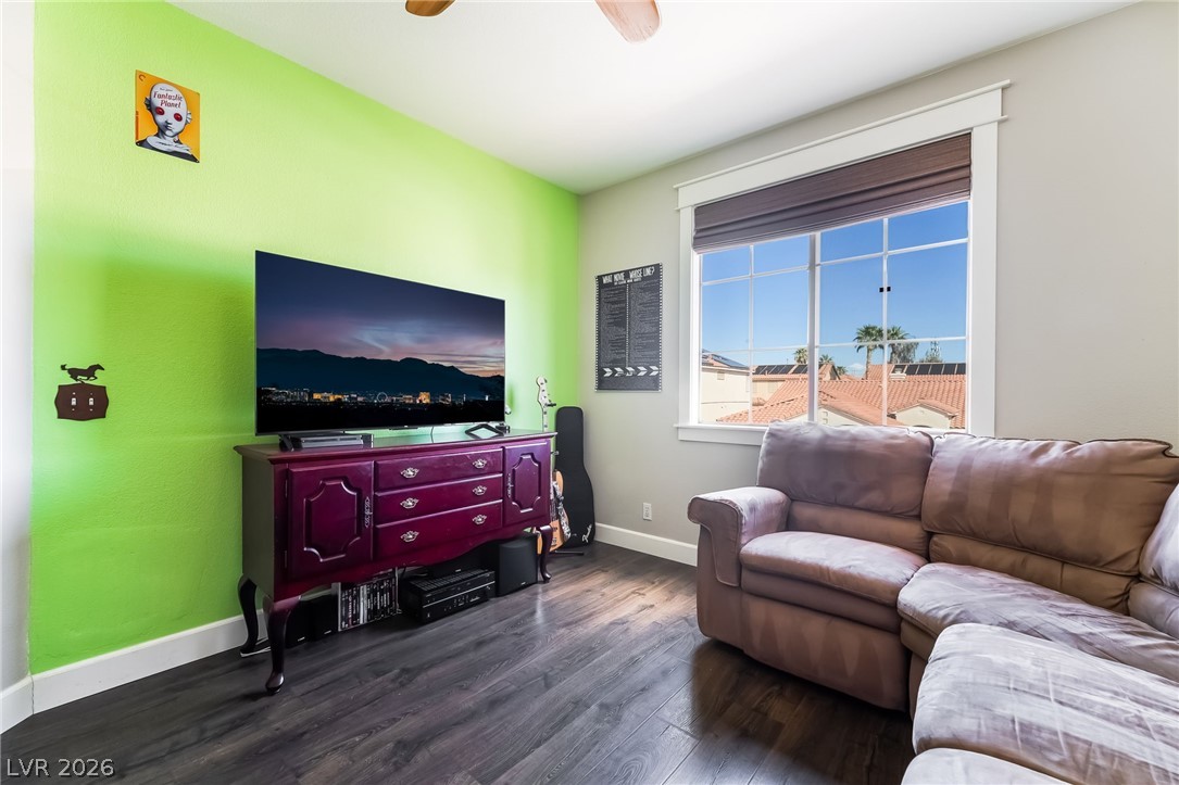 8943 Shale Valley Street