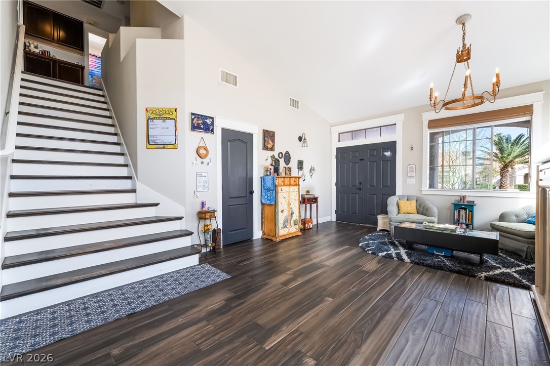 8943 Shale Valley Street