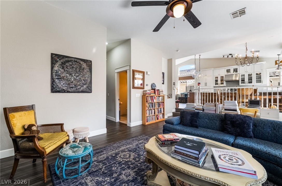 8943 Shale Valley Street