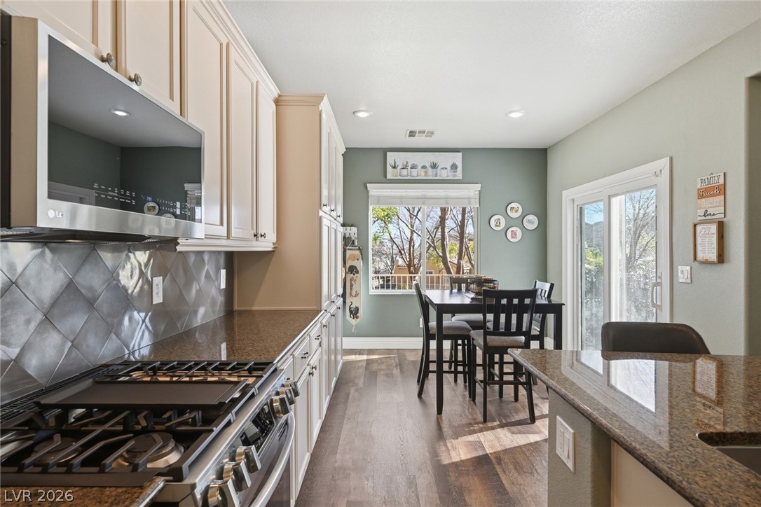 929 Altaville Court